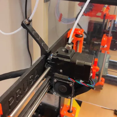 Kẹp Giữ Ống PTFE Trên Khung Prusa i3