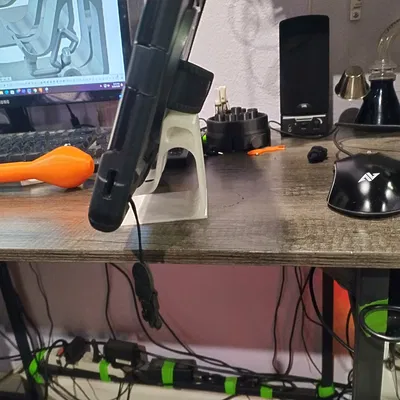 Giá Đỡ Điện Thoại/Máy Tính Bảng