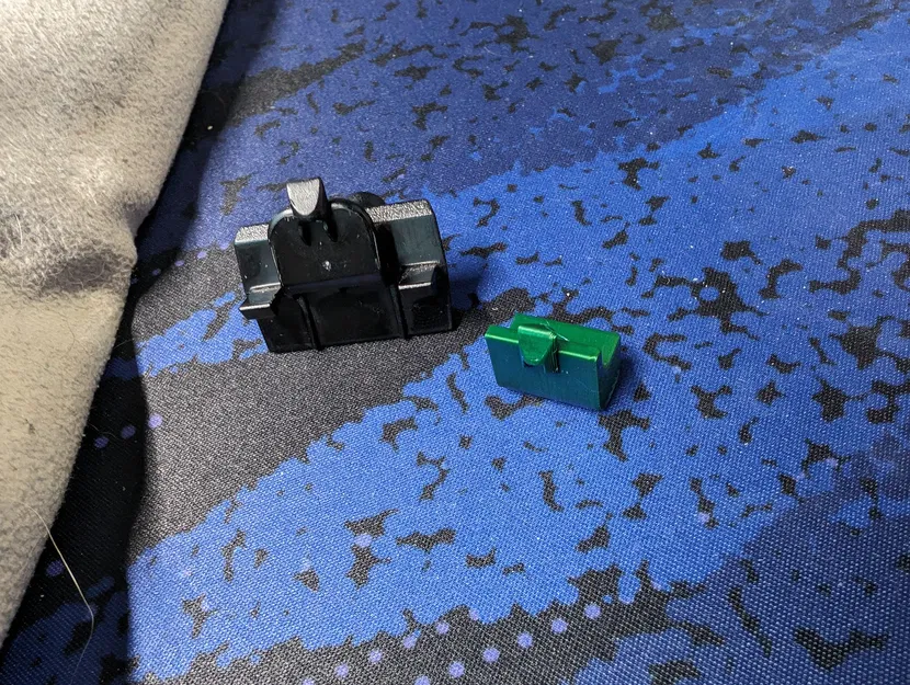 Móc/Kẹp tương thích Rubbermaid Fasttrack - Image 4