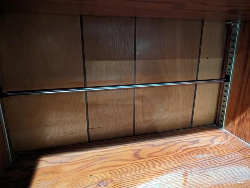 Giá Đỡ Thanh Pilaster 8mm - Image 2