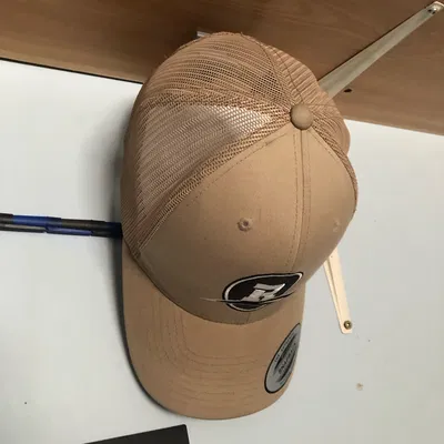 Giá Treo Nón Dưới Gầm Kệ