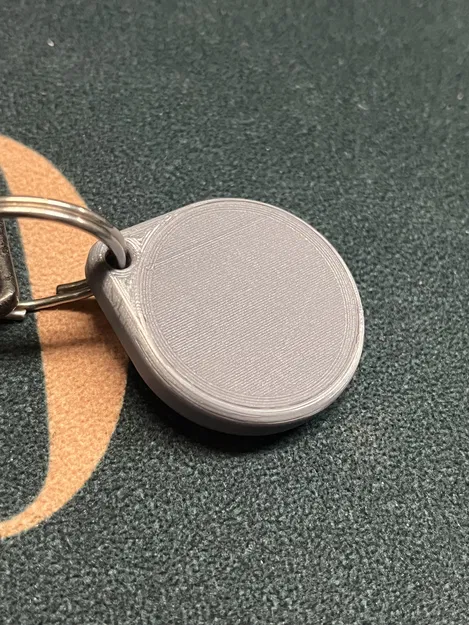 Vỏ Bỏ AirTag Kèm Móc Khóa - Image 1