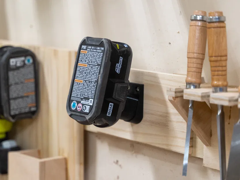 Giá Đỡ Pin RYOBI 18V ONE+ - Image 7