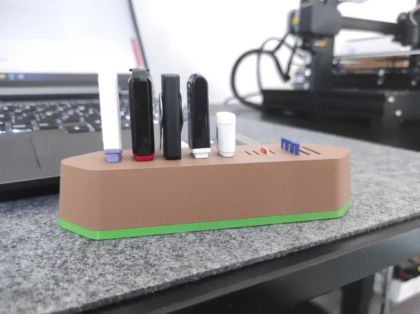 Hộp Đựng USB & Thẻ MicroSD/SD Hình Lục Giác - Image 3