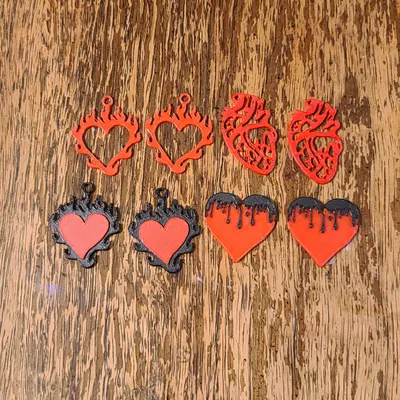 4 Kiểu Bông Tai Trái Tim Khác Nhau