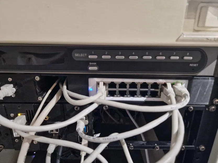 Giá đỡ Rack 1U Module cho UniFi USW-16-Lite-POE - Image 1