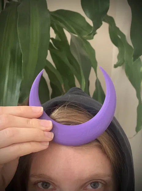 Mặt Trăng Cài Tóc - "Hair Moons" - Image 5