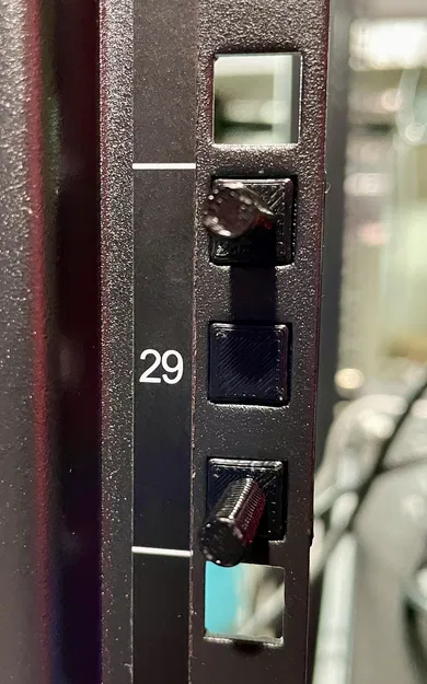 Giá Đỡ Cho Rack Máy Chủ 1U và 2U (Thay Thế Ốc và Đai Ốc Lồng) - Image 1