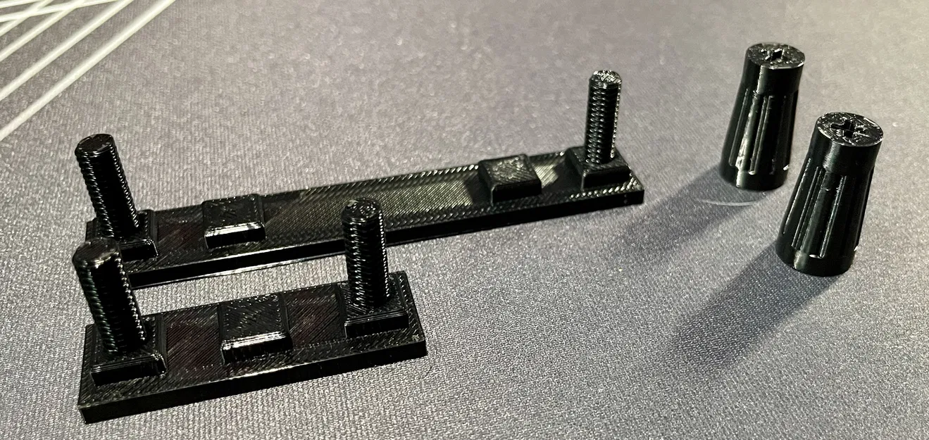 Giá Đỡ Cho Rack Máy Chủ 1U và 2U (Thay Thế Ốc và Đai Ốc Lồng) - Image 3