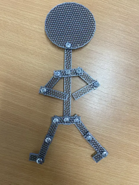 Ông Chú Nhỏ Tinh Nghịch - Image 1