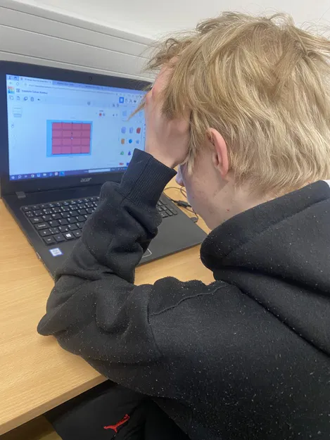 Piškvorky - Ván Cờ Caro Vui Nhộn Cho Học Sinh - Image 8