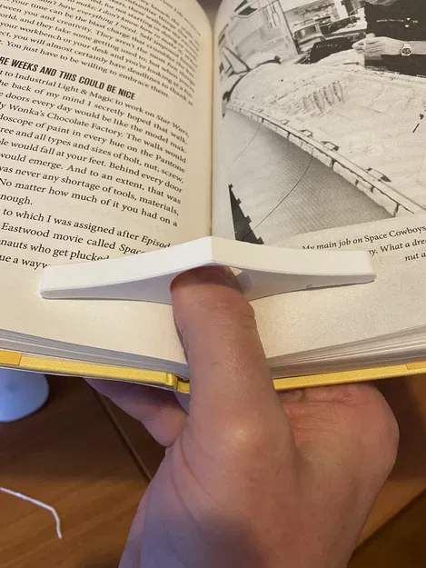 Dụng Cụ Giữ Trang Sách Bằng Nhẫn Đeo Ngón Cái - Image 3