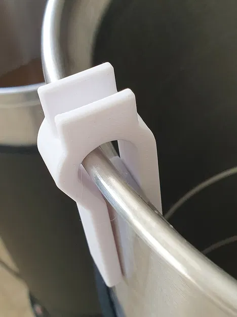 Kẹp ống cho thùng ủ Grainfather - Image 2