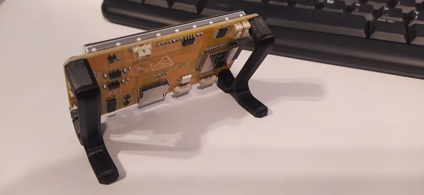 Giá đỡ ngang CYD (Cheap Yellow Display) màu vàng M3*6 vít tự khoan - Image 1