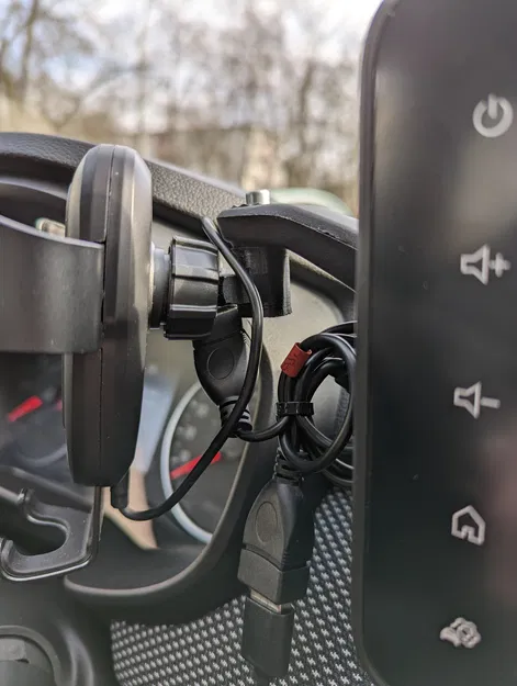 Dacia Sandero III Jogger: Khớp nối bi đa năng cho giá đỡ điện thoại - Image 2