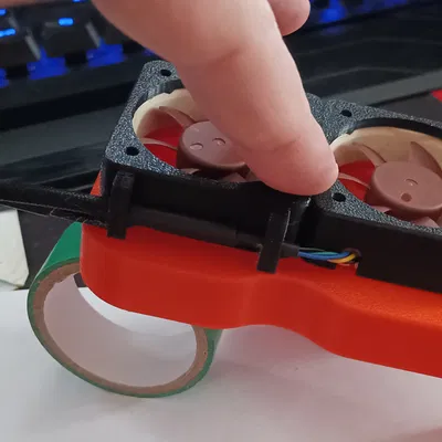 Chụp Quạt Fanduct Firebay Peanut có Kẹp Giữ Dây Cáp