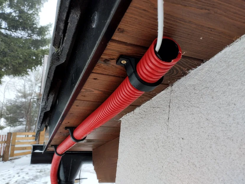 Giá Đỡ Ống Luồn Dây Điện 40mm - Image 3