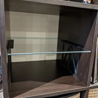 Giá Đỡ Kệ Kính Ikea Expedit/Kallax