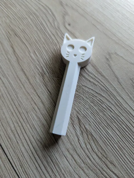 Dụng Cụ Bóp Tuýp Hình Đầu Mèo - Image 1