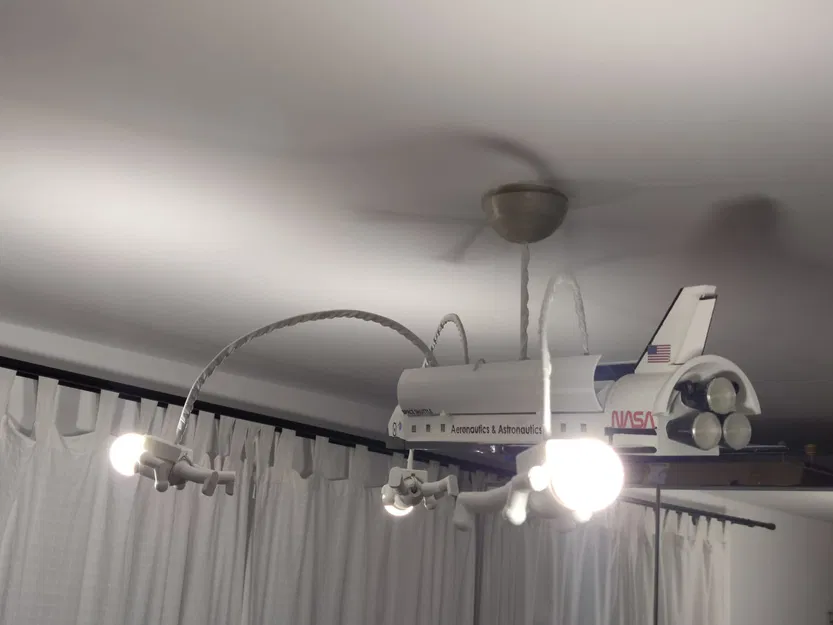 Đèn LED Phi Hành Gia - Image 1