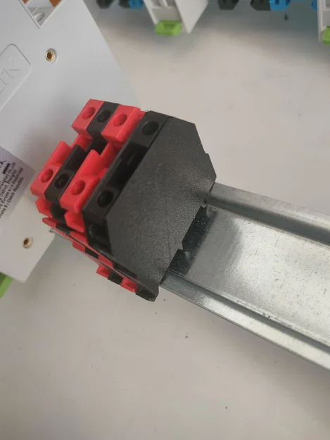 Chụp Cuối DIN END CAP Becov RSA 2.5A - Image 1