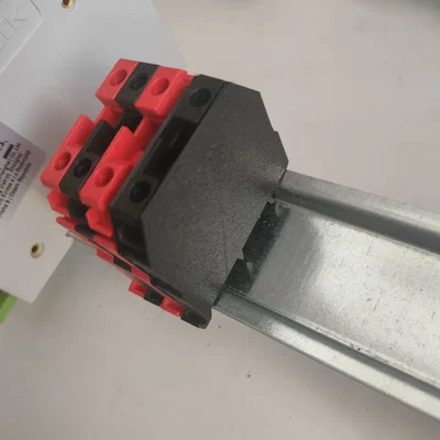 Chụp Cuối DIN END CAP Becov RSA 2.5A