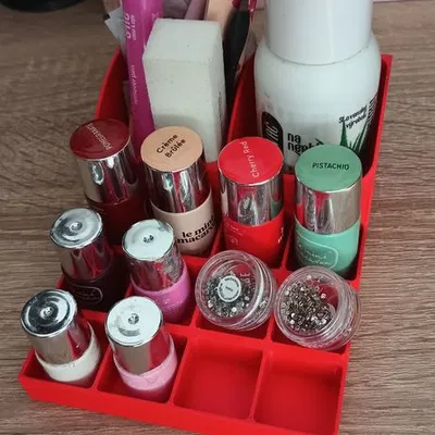 Kệ đựng sơn móng tay