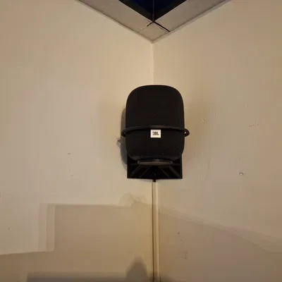 Giá treo tường loa JBL Link