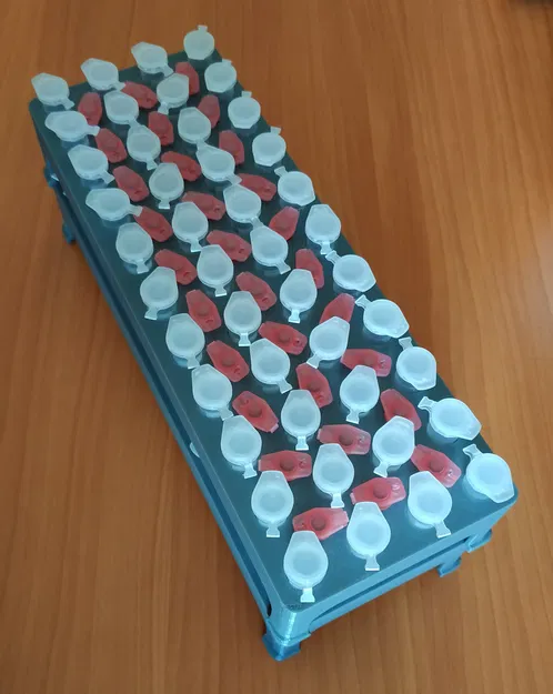 Đế Xếp Chồng Cho Ống Ly Tâm Vi Mô 1.5 ml và 0.5 ml Loại Eppendorf - Image 3