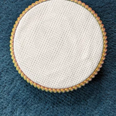 Khung thêu trang trí hoàn thiện sản phẩm