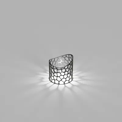 Chân Nến Trà Kiểu Voronoi