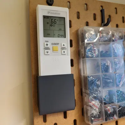 Giá Treo Remote Máy Lạnh Daikin Cho Skadis