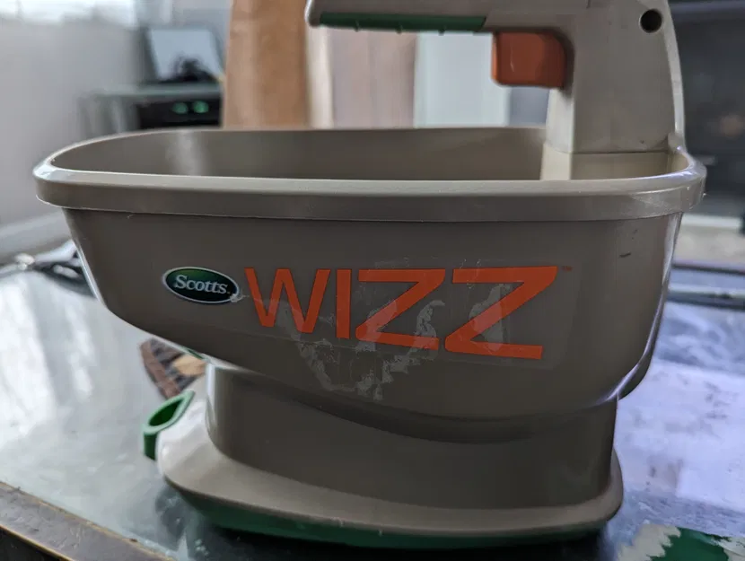 Cánh Quạt Thay Thế Cho Máy Rải Hạt Scott's Wizz - Image 2