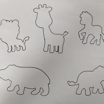 Mẫu động vật hoang dã châu Phi tập vẽ