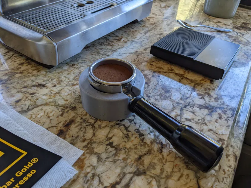 Giá Đỡ Nén Portafilter Đáy Rỗng Breville 58mm - Image 1