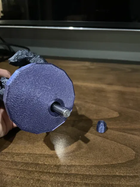 Ngón Tay Giữa Low Poly Gia Cố Thép - Image 4