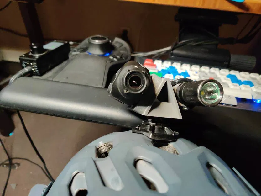 Đế gắn camera và đèn pin cho nón bảo hiểm action cam Drift - Image 7