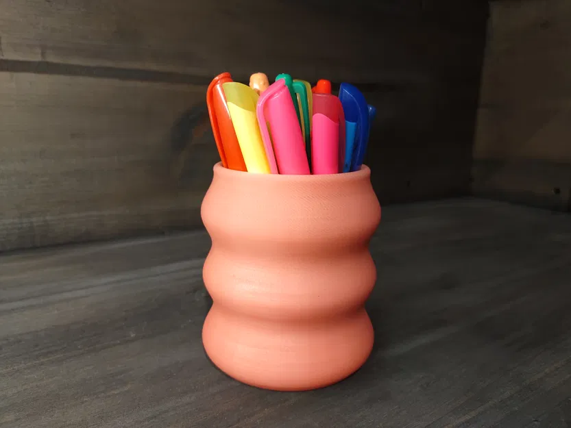 Chân Cắm Bút/Chậu Hoa/Cốc Đựng Đồ Hình Sóng Uốn Lượn - Image 1