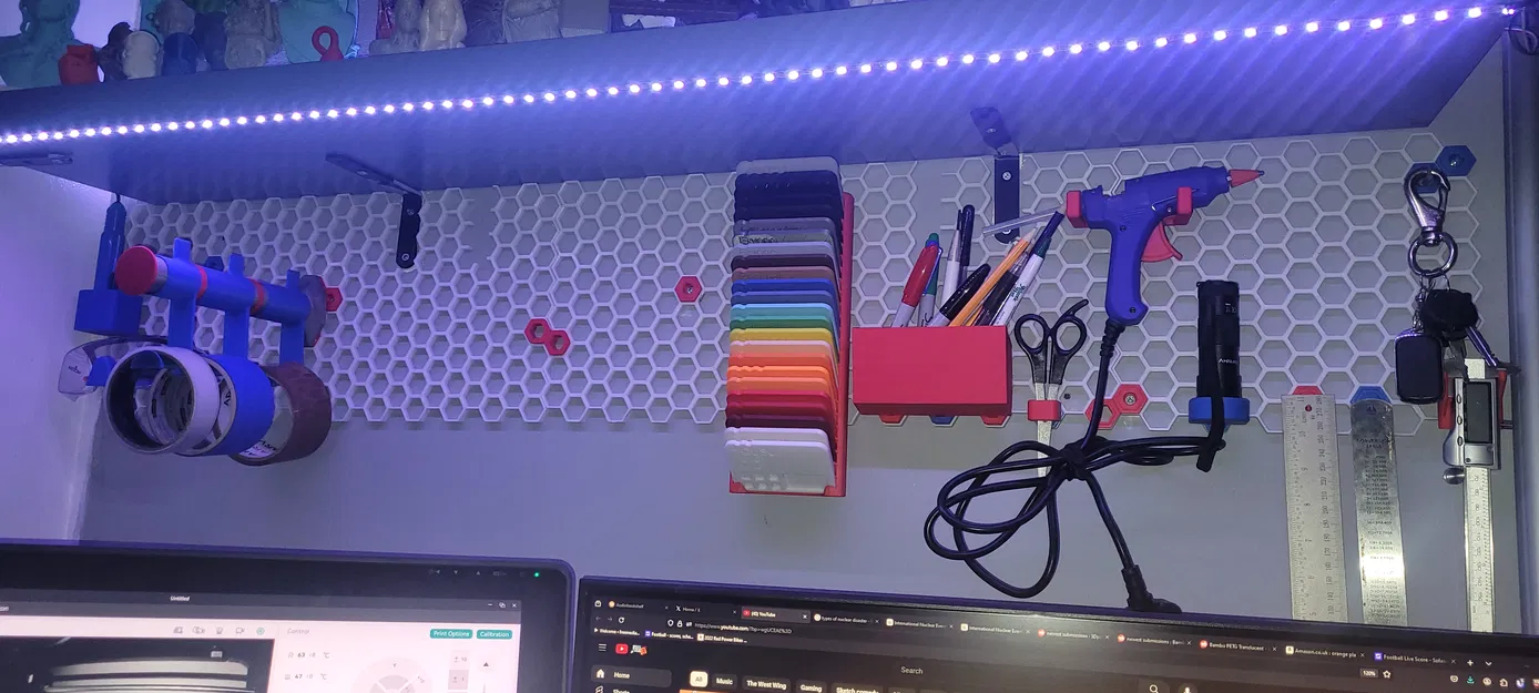 Giá đỡ HSW cho hộp mẫu sợi nhựa của Zapador - Image 1