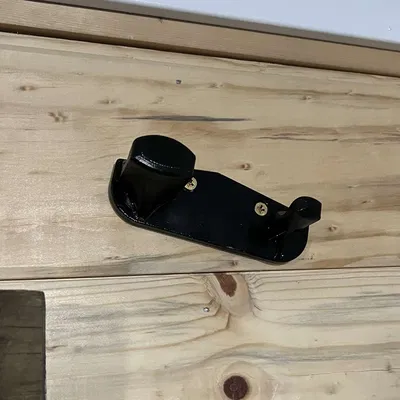 Giá Treo Tường Súng Lục