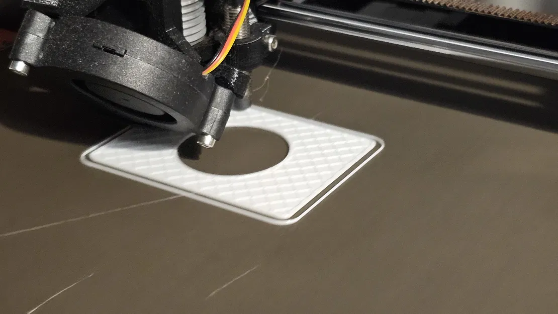 Lỗ Luồn Dây Điện Âm Tường - Image 3