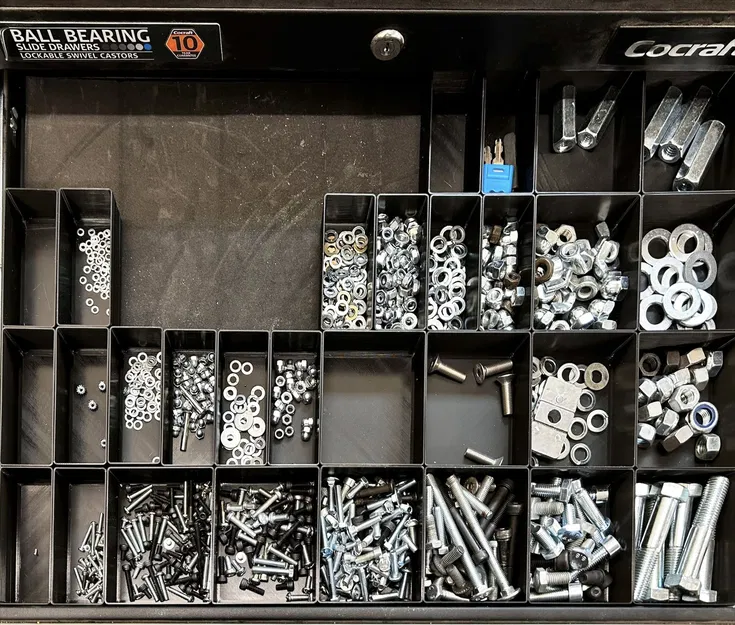 Parametric Box (Fusion 360) - Image 1