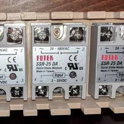 Hộp cho ba rơ le Fotek SSR-25 DA