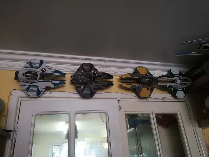 Giá treo tường Chiến đấu cơ Jedi Star Wars - Image 3