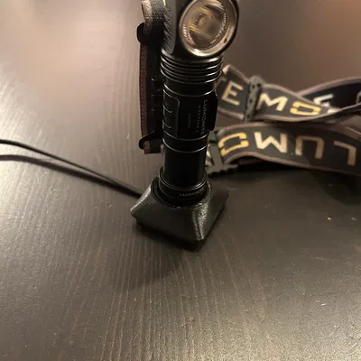 Lumonite Compass R gridfinity charger dock