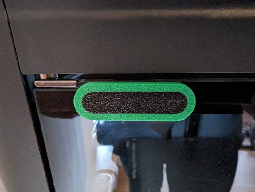 P1S Door Hinge Cover (may fit X1C) - Image 1