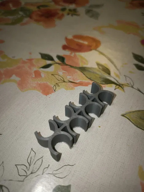 AAA Batteries Holder - Image 2