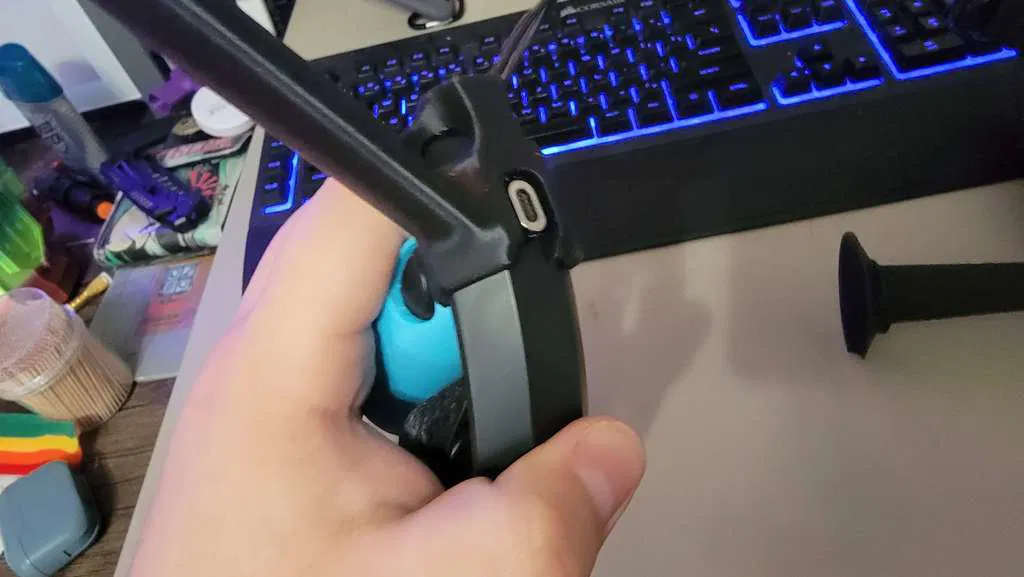 Vỏ Tủ Cáp Từ Valve Index - Image 1