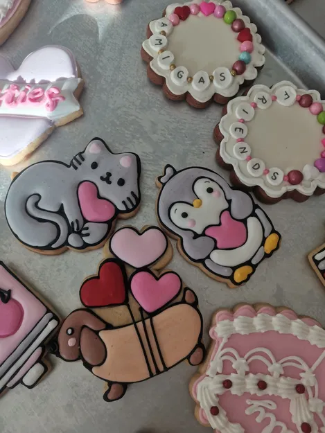 khuôn cắt bánh hình chim cánh cụt - Image 1