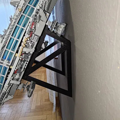 Wallmount LEGO Millenium Falcon (75192)